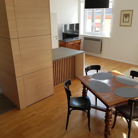 זאגרב Apartmani Seven App מראה חיצוני תמונה