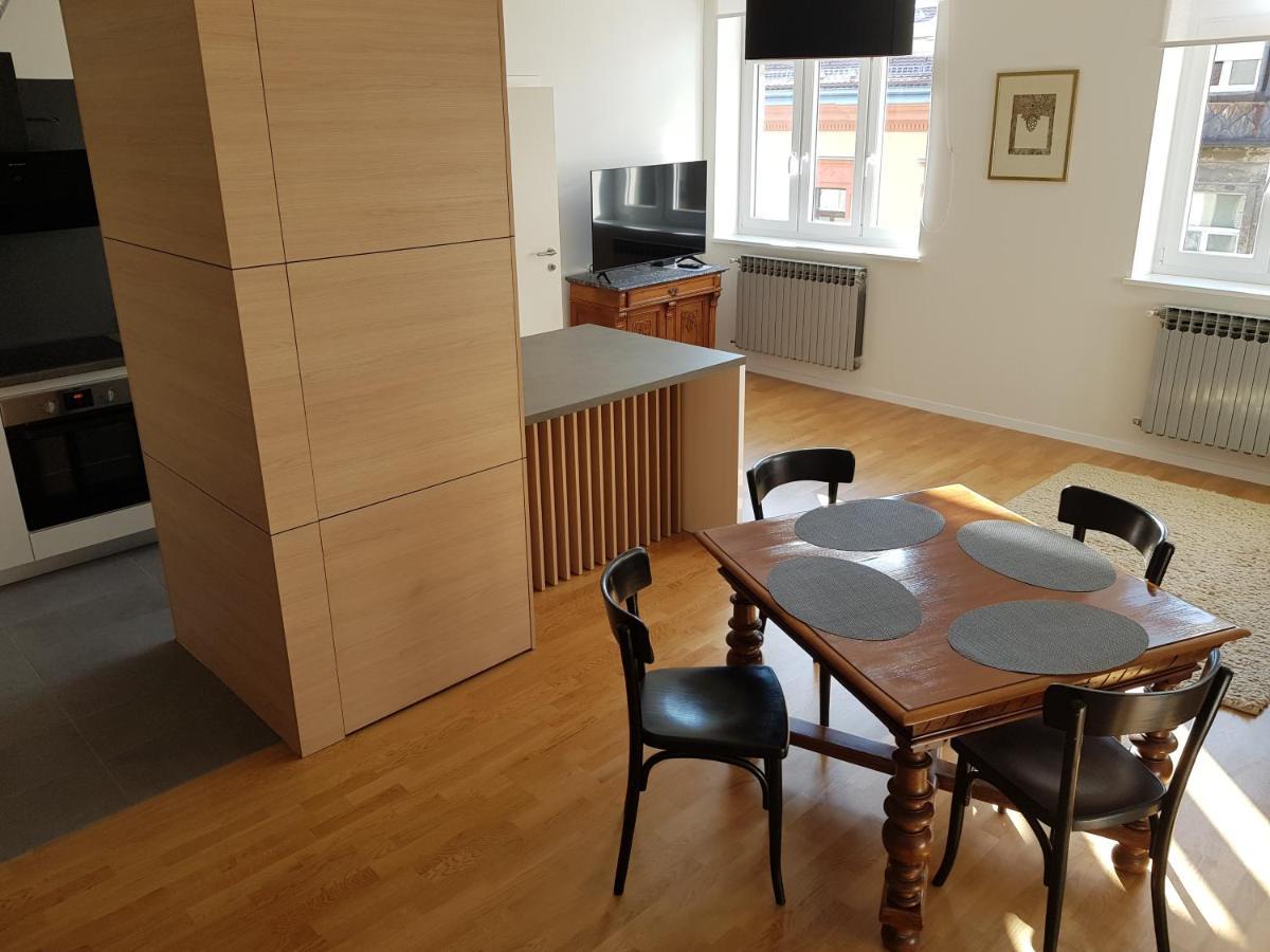 זאגרב Apartmani Seven App מראה חיצוני תמונה